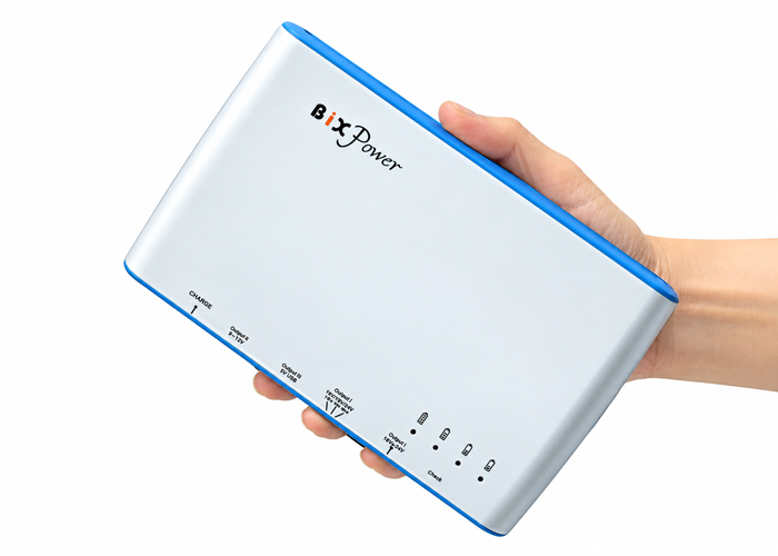 Compact handheld size of BiXPower BP100 battery